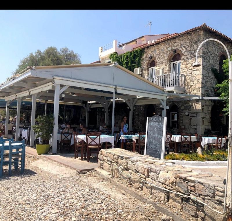 ΕΣΤΙΑΤΟΡΙΟ ΤΑΒΕΡΝΑ TARSANAS ΤΟ ΠΥΘΑΓΟΡΕΙΟ ΠΛΑΣΤΑΡΓΙΑΣ ΓΕΩΡΓΙΟΣ ΠΥΘΑΓΟΡΕΙΟ ΣΑΜΟΣ