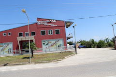 ΕΠΙΠΛΑ ΚΟΥΖΙΝΑΣ ΝΤΟΥΛΑΠΕΣ ΠΟΡΤΕΣ ΜΟΥΖΑΚΙ ΚΑΡΔΙΤΣΑ ΚΑΡΑΒΙΔΑΣ ΚΩΝΣΤΑΝΤΙΝΟΣ