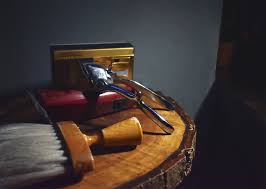 ΚΟΥΡΕΙΟ ΠΑΡΑΔΟΣΙΑΚΟ ΞΥΡΙΣΜΑ ΝΕΑ ΕΡΥΘΡΑΙΑ ΑΤΤΙΚΗΣ ΛΕΟΝΤΗΣ ΔΗΜΗΤΡΙΟΣ