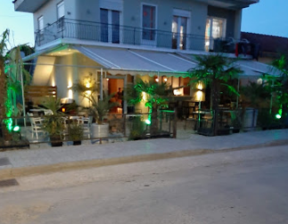ΚΑΦΕΤΕΡΙΑ CAFE RUM COFFEE & DRINKS ΤΡΙΚΑΛΑ